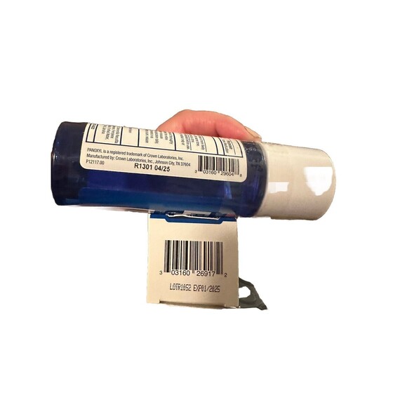 PanOxyl Clarifying Exfoliant(4 oz)and Oil Control Moisturizer SPF 30(1.7 Oz) - Picture 3 of 3